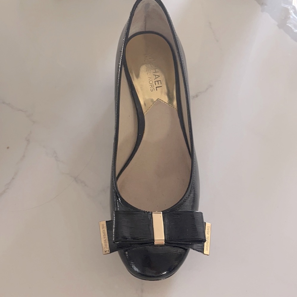 Michael Kor’s womans shoes size 7.5